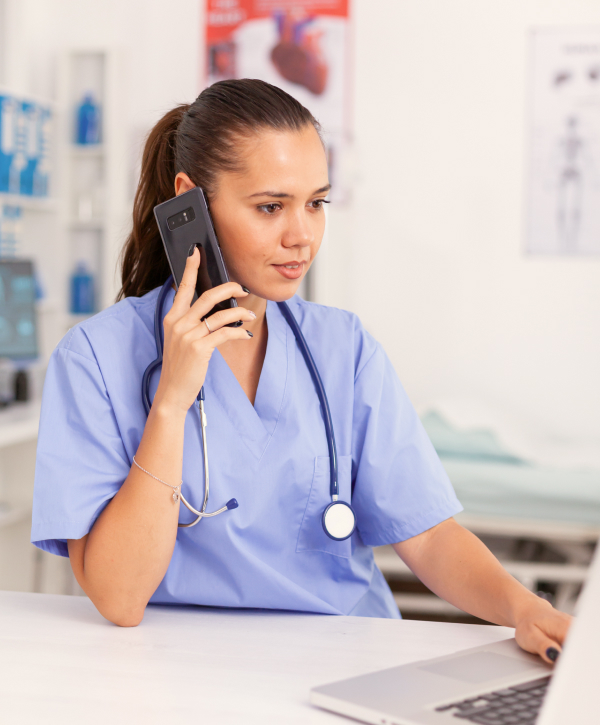 Veterinarians online image