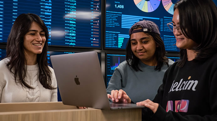 Helcim women in tech